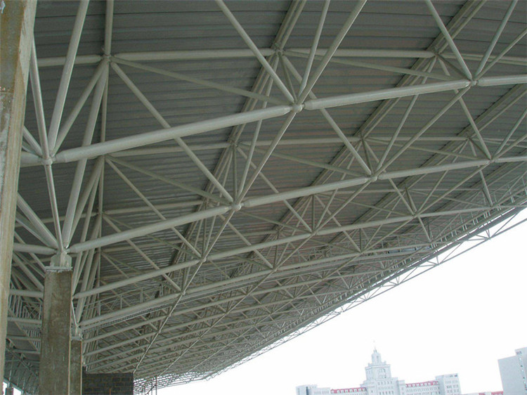 昌都学院体育场网架工程